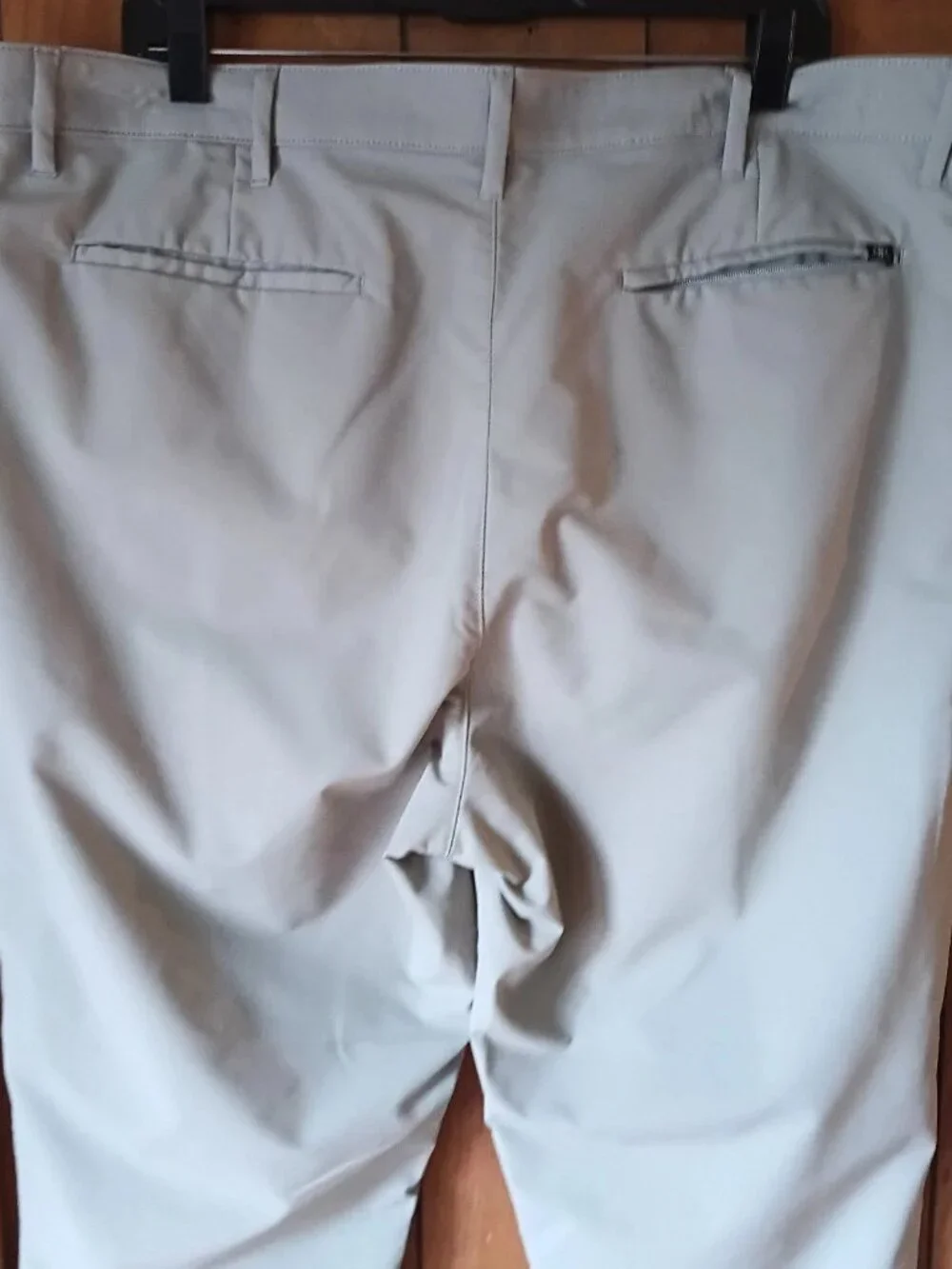 Banana Republic Men's Light Gray Dress Pants Size 40x30 Polyester Flat Front